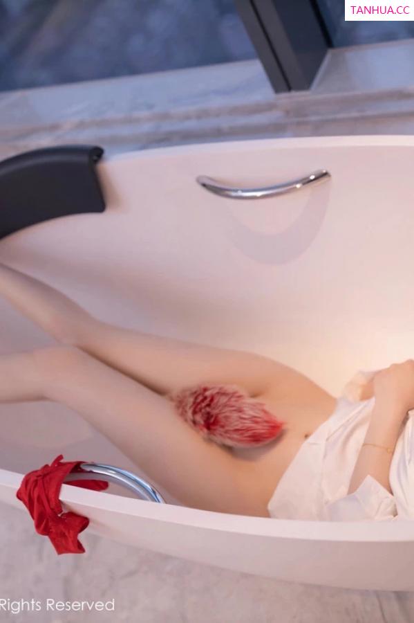 逗逗DouDou  [XiuRen]高清写真图 2024.02.22 No.8129 小逗逗 性感美腿第50张图片